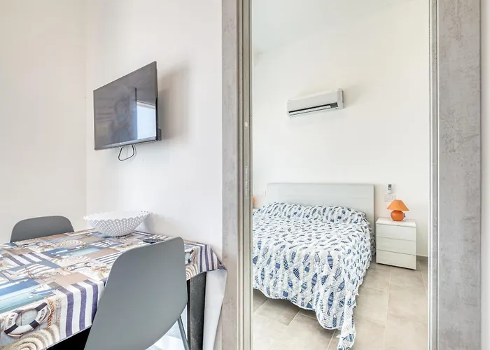 Lanterne Luxury * Borghetto Santo Spirito