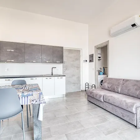 Lanterne Luxury * בורגטו סנטו ספיריטו